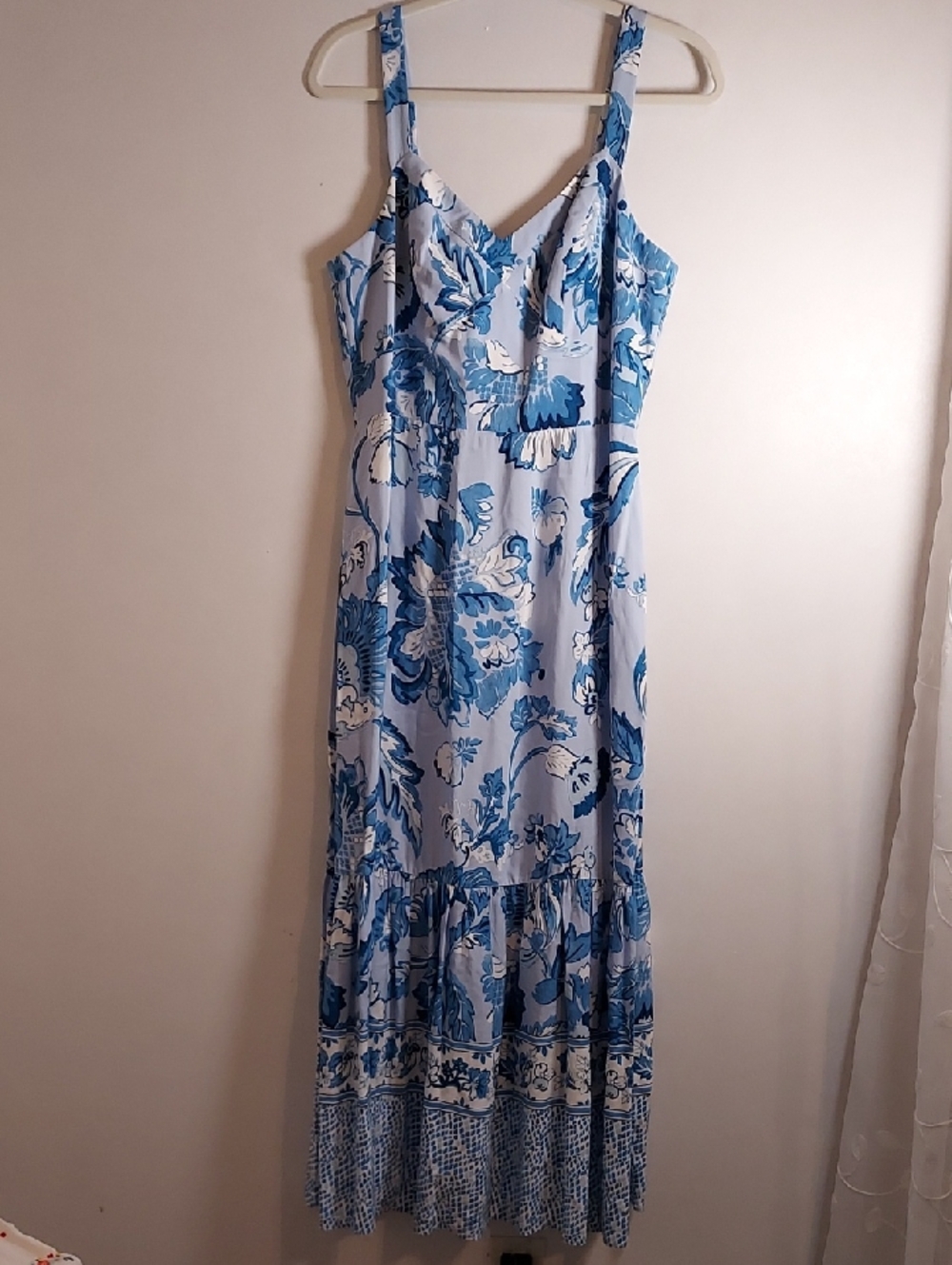 Adrianna Papell MAXI dress ( SIZE 10)